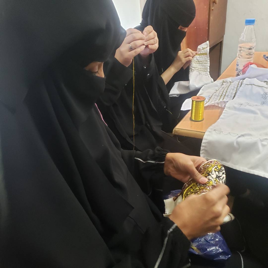 جيل جديد من حافظات الحرف اليدوية في اليمن