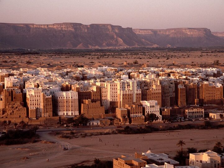 اليونسكو تدرج 26 موقعاً ثقافياً وطبيعياً يمنياً على القائمة التمهيدية للتراث العالمي