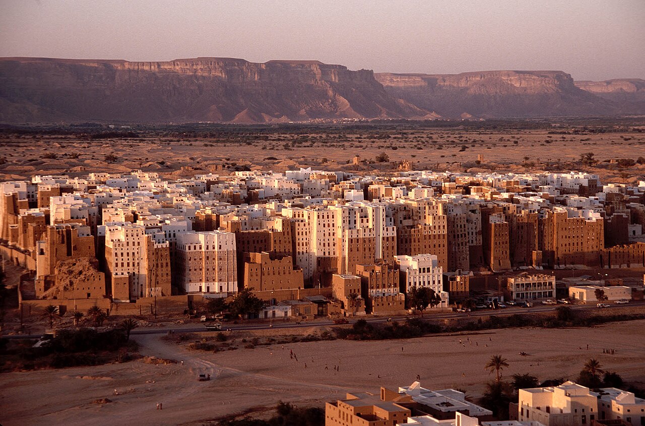 اليونسكو تدرج 26 موقعاً ثقافياً وطبيعياً يمنياً على القائمة التمهيدية للتراث العالمي